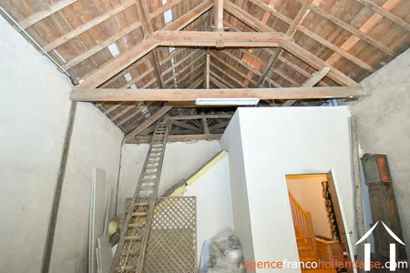 Manor House for sale ussel, auvergne, Li944 Image - 58