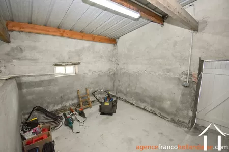 Manor House for sale ussel, auvergne, Li944 Image - 70