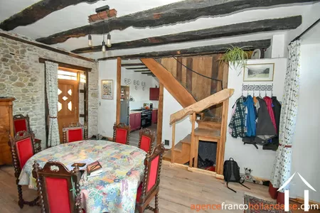 House with guest house for sale , Li953 Image - 23