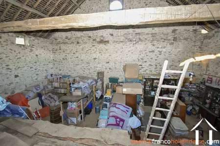 House with guest house for sale , Li953 Image - 55