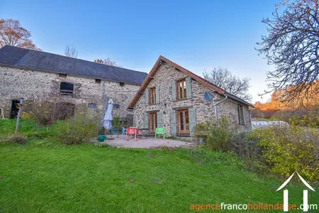 House with guest house for sale , Li953 Image - 63