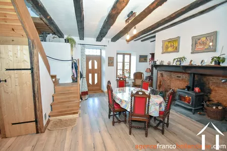 House with guest house for sale , Li953 Image - 8