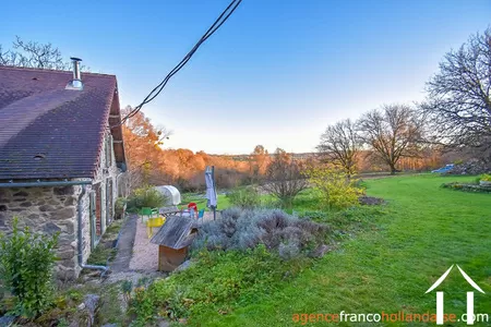 House with guest house for sale , Li953 Image - 77