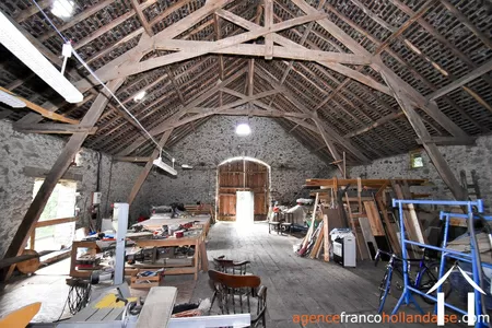 House with guest house for sale , Li953 Image - 44