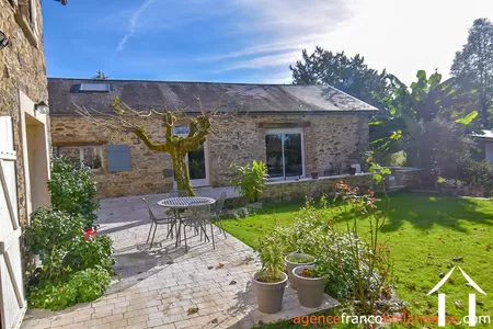 House with guest house for sale la porcherie, limousin, Li956 Image - 9