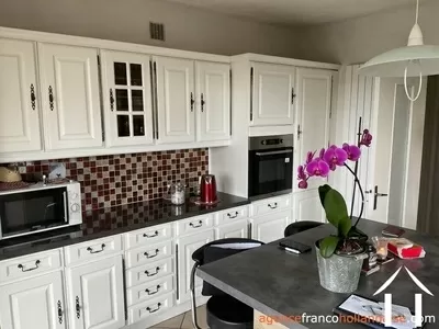House for sale , Li968 Image - 9