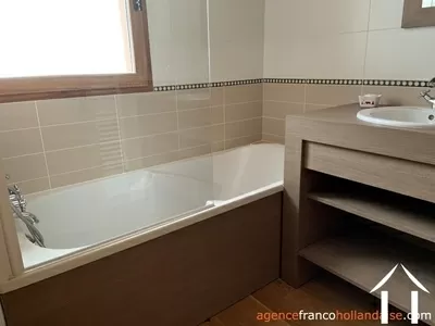 House for sale , Li970 Image - 25