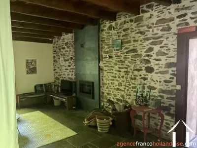House for sale st pardoux corbier, limousin, Li993 Image - 9