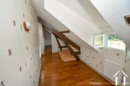 House for sale , Li995 Image - 24