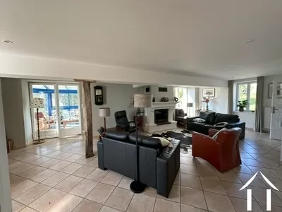 Farmhouse for sale molles, auvergne, AP030071087 Image - 11