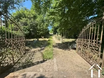 Farmhouse for sale la chapelle, auvergne, AP030071107 Image - 2
