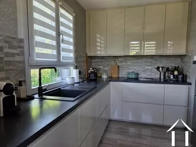 Village house for sale creuzier le vieux, auvergne, AP030071119 Image - 6