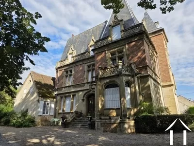 Château for sale saulcet, auvergne, AP030071132 Image - 1