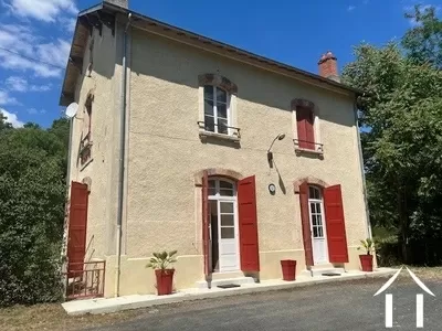House for sale audes, auvergne, AP030071169 Image - 1