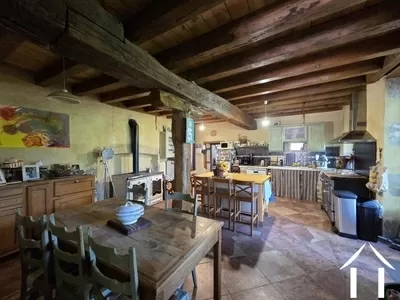 Farmhouse for sale chantelle, auvergne, AP030071179 Image - 2