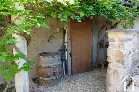 Le puits (partagé avec les voisins)