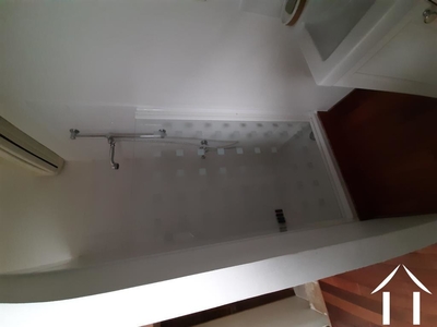 Guest bedroon with en suite shower room