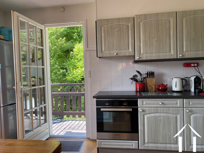 Cuisine et porte d'entrée