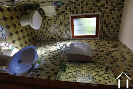 House for sale mhere, burgundy, CVH5514M Image - 30