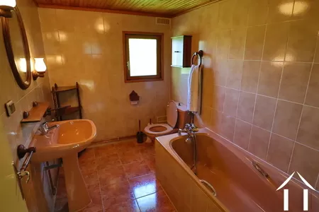 House for sale mhere, burgundy, CVH5514M Image - 38