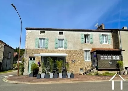 Cosy house ready to enjoy in wine village, garage and garden Ref # PM5522D 