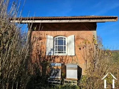 Rear of Folie