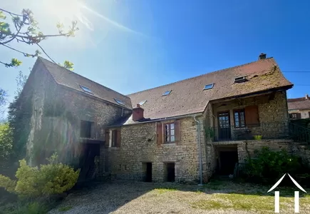 Cosy house in burgundy wine country hamlet Ref # bh5584M