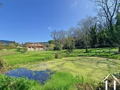 Villa with heated pool, views and parkland garden.  Ref # 06-702414