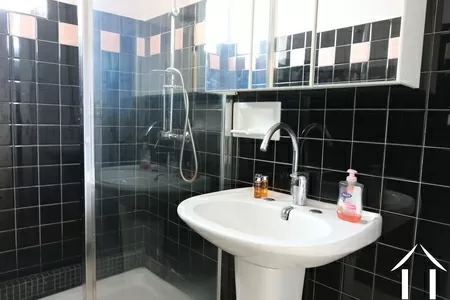 House 1: Shower room