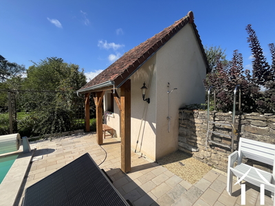 House for sale couches, burgundy, perreuil Image - 34