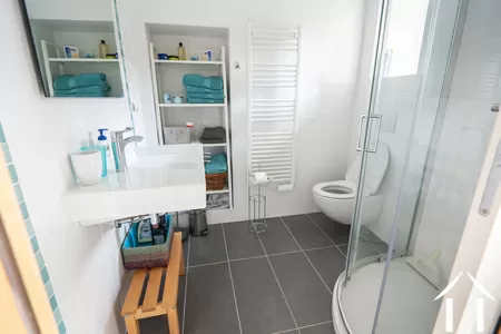 House for sale couches, burgundy, BH5647D Image - 28