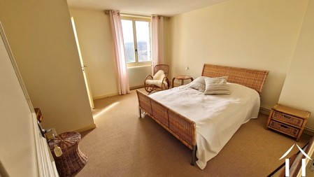 Bedroom with view on the hills