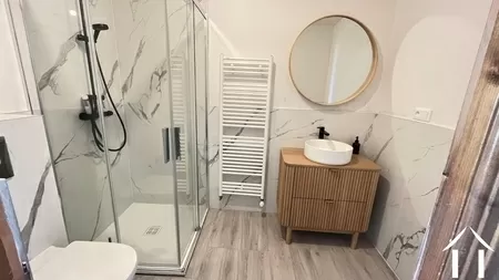 Ground floor dwelling bathroom