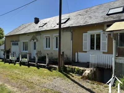 Ideally located renovated farmhouse in the Morvan nature park Ref # cvh5639 