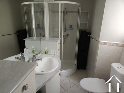Shower room en suite of bedroom