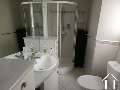 Shower room en suite of bedroom