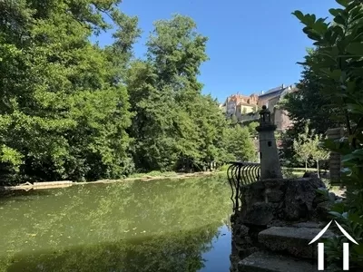 River Armancon