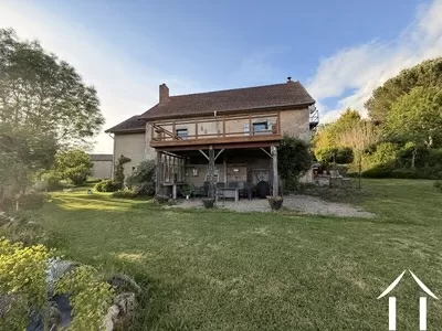 Maison avec les terrasses
