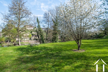 Meadow garden