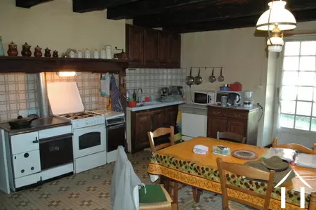 Farmhouse for sale hautefort, aquitaine, GVS3344C Image - 3