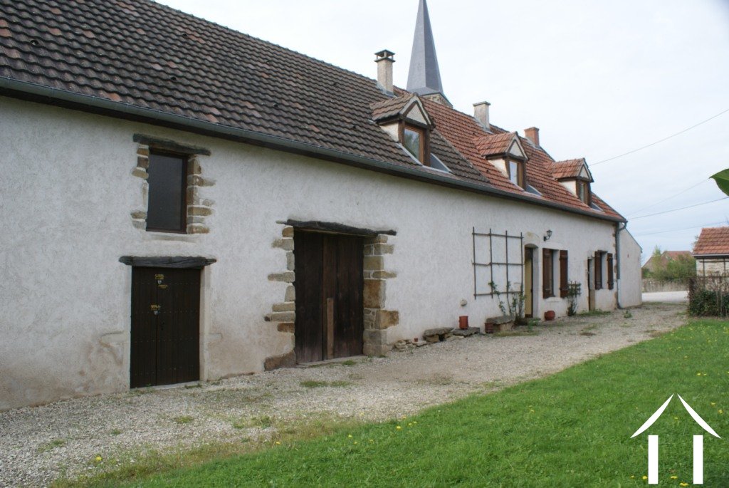 Village house for sale aubigny la ronce, burgundy 6606 France4u.eu