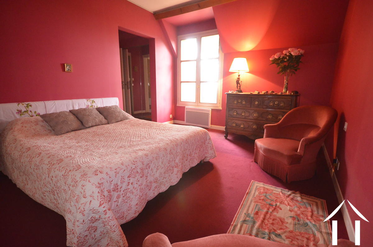 Character house for sale beaune, burgundy 8104 France4u.eu