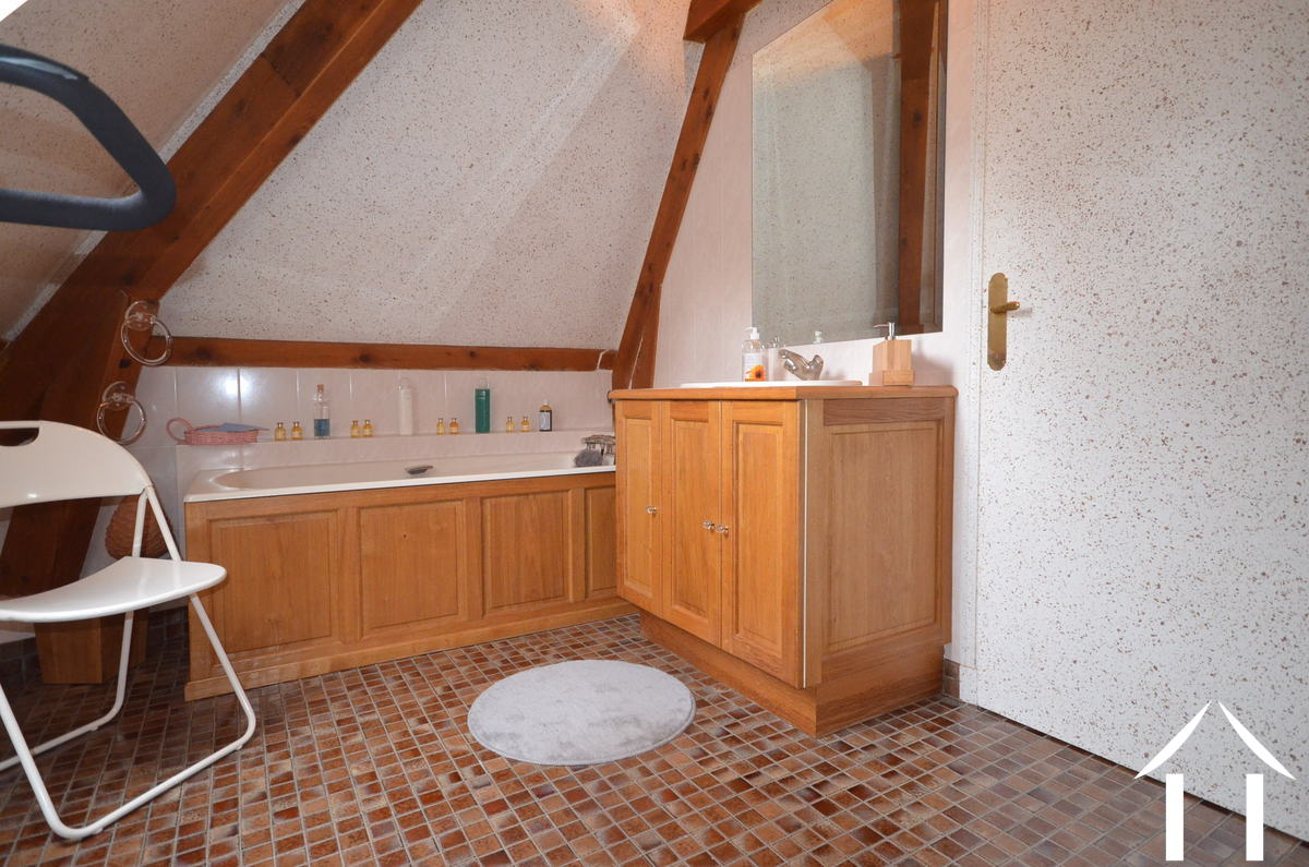 Character house for sale beaune, burgundy 8104 France4u.eu