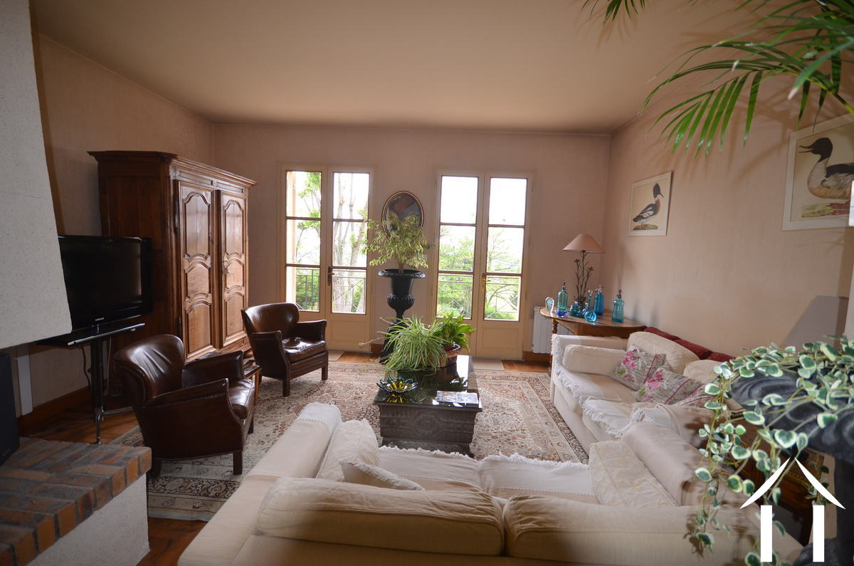 Character house for sale beaune, burgundy 8104 France4u.eu