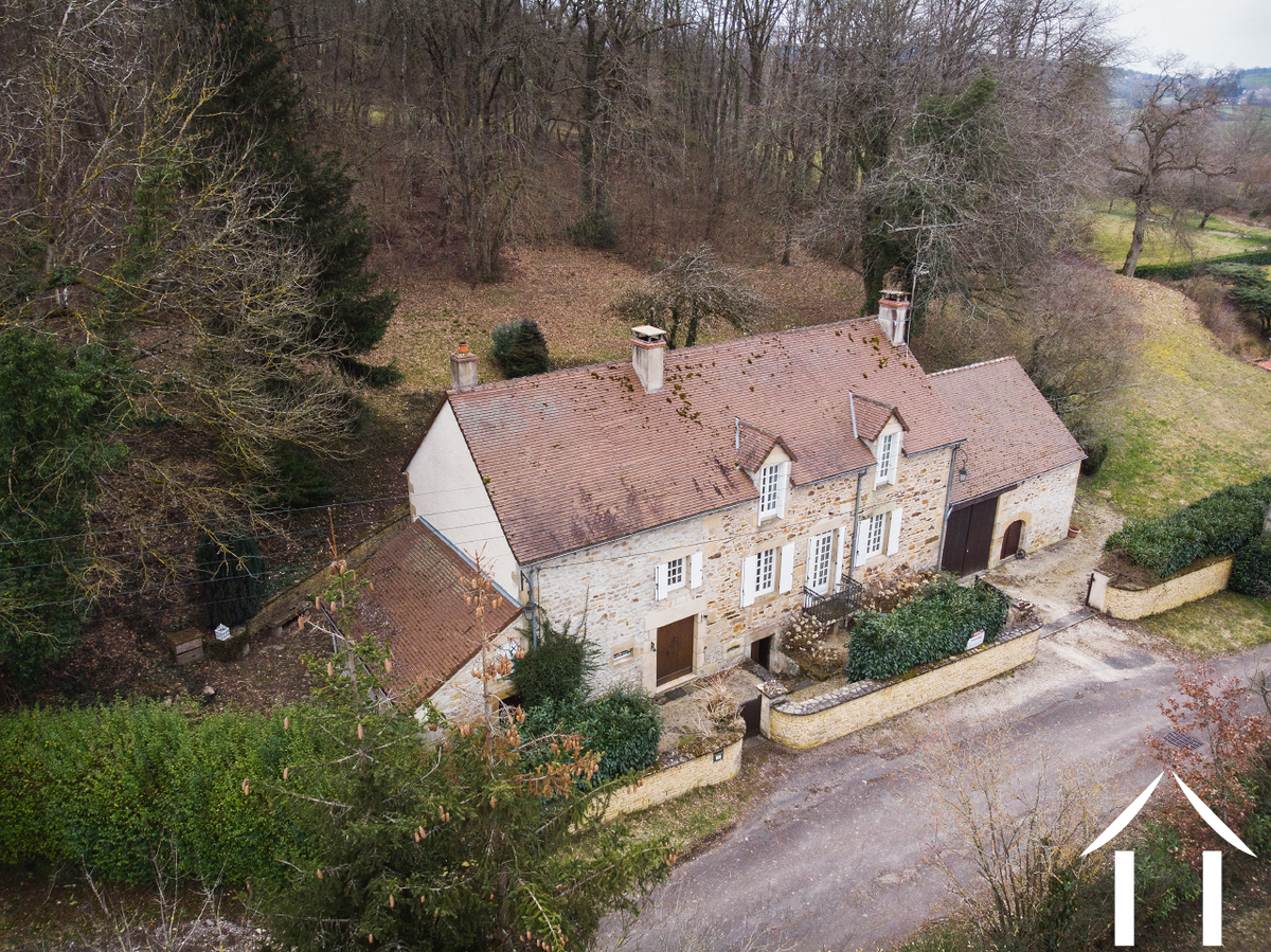 Magnifique maison de caractère de 7 pièces près de Sully