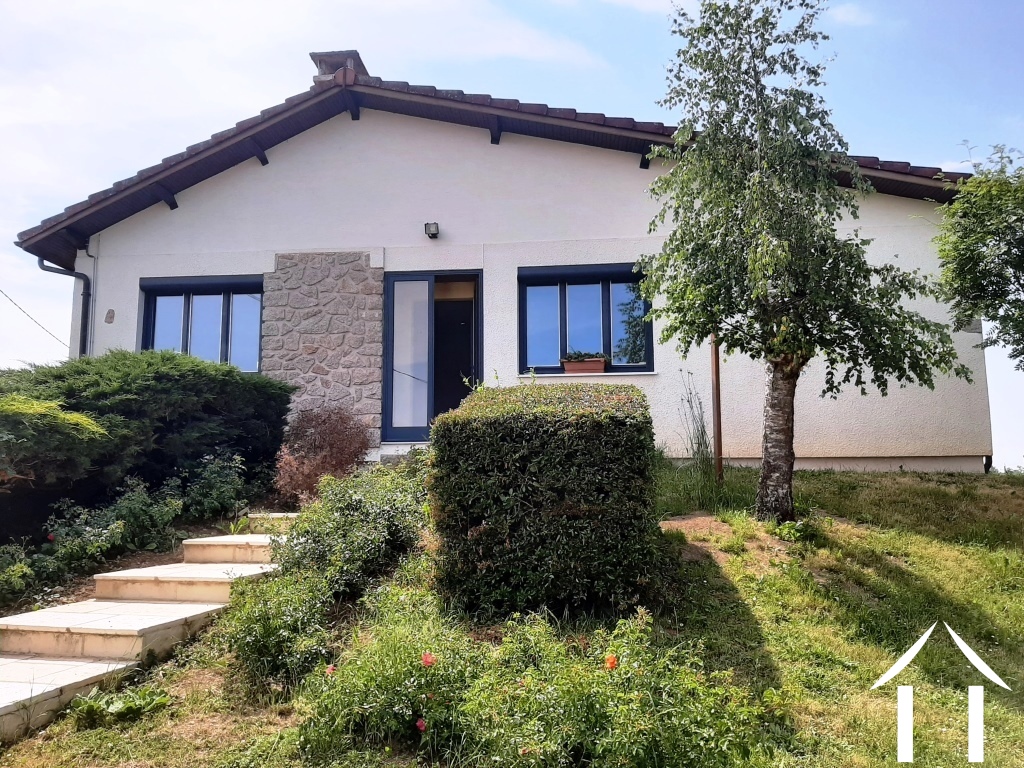 Practical and Pleasant House & Barn with views