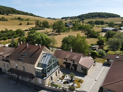 Charming Character House with Guest Houses and Lake